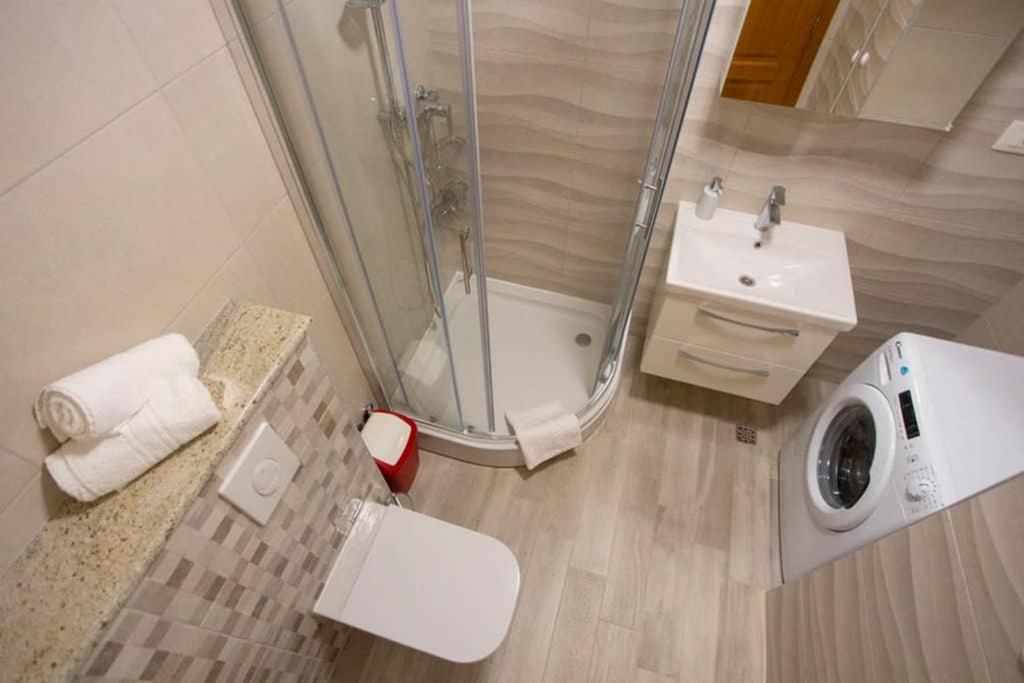 Vladimir #5 Apartment Makarska
